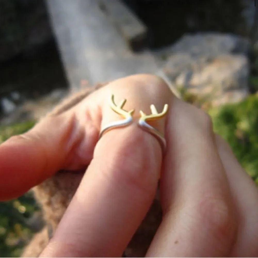 🤯5/$25🤯 Reindeer Antler Matte Gold Ring